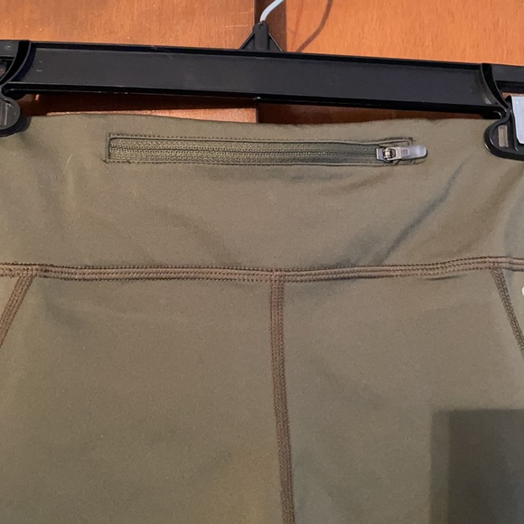 Nike Hunter green dri- fit leggings! - Picture 5 of 6